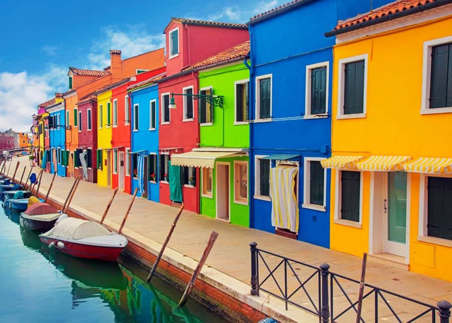Venice: Basilica, Doge's Palace, Gondola and Lagoon Islands - Who this tour is best for (and who should think twice)