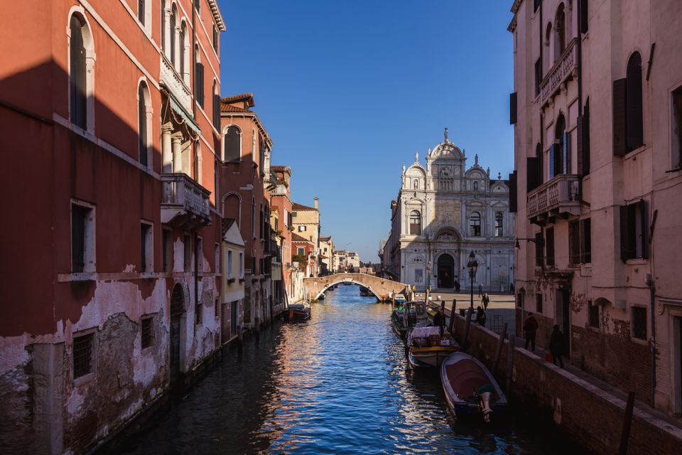 Venice: Basilica+ Doge's Palace+ Lagoon Islands-Guided Tour - Timing, meeting point, and how the two-day November change affects you