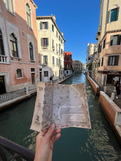 Venice City Escape: "Hunting for L'Omo dal Capelon" - Treasure hunting feel: discovering the secret Venice vibe