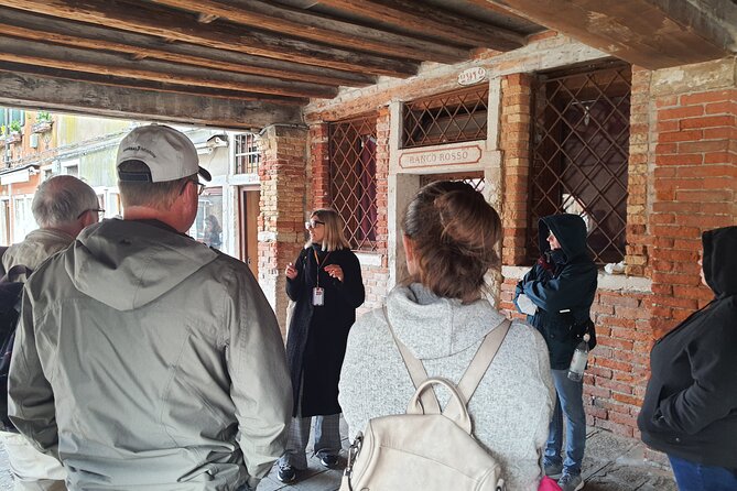 Venice City Highlights Small Group Tour with a local guide - Titian’s burial place: the art stop that hits hard
