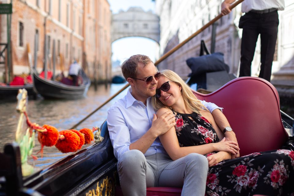 Venice: City Portrait Session with Professional Photographer - Price and value at about $140.47 per person