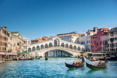 Venice City Walking Tour with an APP - Starting in Piazza San Marco: the square that sets the tone