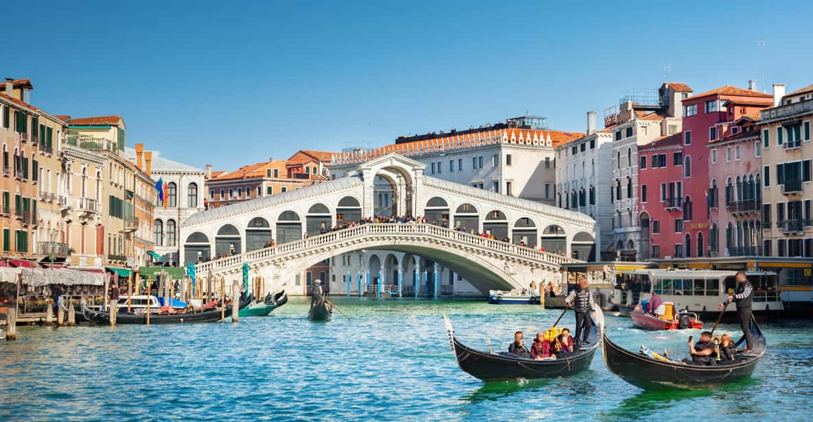 Venice City Walking Tour with an APP - The Grand Canal moment: move fast for the view, linger if you can