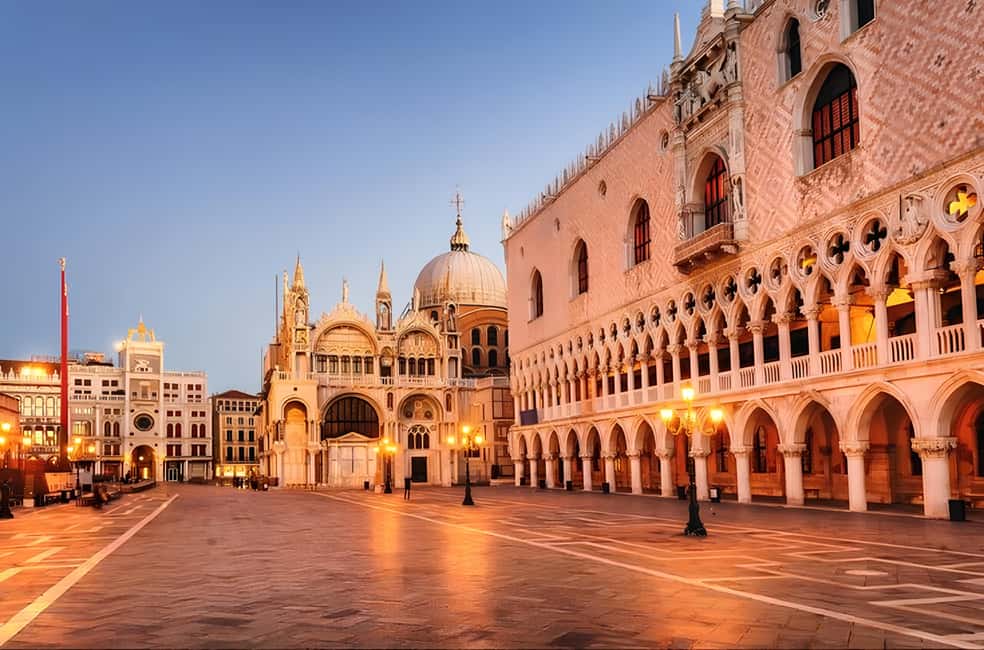 Venice: Doge's Palace and St. Mark's Basilica Guided Tour - Meeting at Torre dell’Orologio: don’t let the crowd slow you down