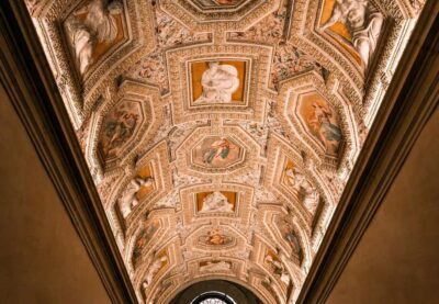 Venice: Doge's Palace, Bridge of Sighs, Prisons, Correr & Audioguides - Doge’s Palace: using priority access without rushing your eyes