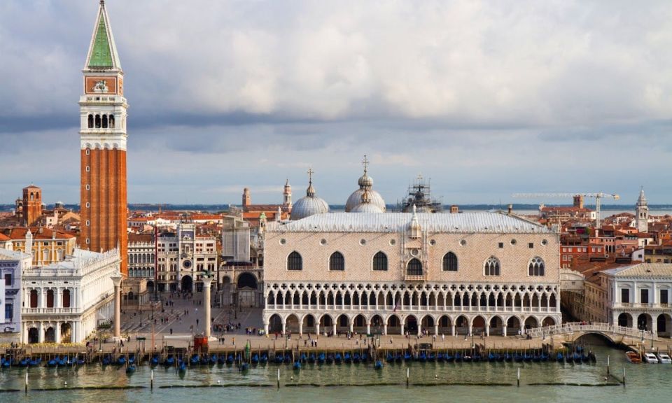 Venice: Doge's Palace & Bridge of Sighs Small Group Tour - Skip-the-line tickets, security checks, and timing you can trust