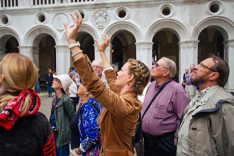 Venice: Doges Palace, Prison, and Secret Passageways Tour - Guides and Storytelling: Why the Tour Feels Different