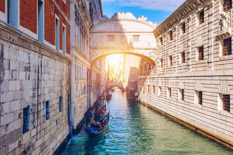 Venice: Doge's Palace & Prisons Tour - The Bridge of Sighs and the prison network: set expectations before you go