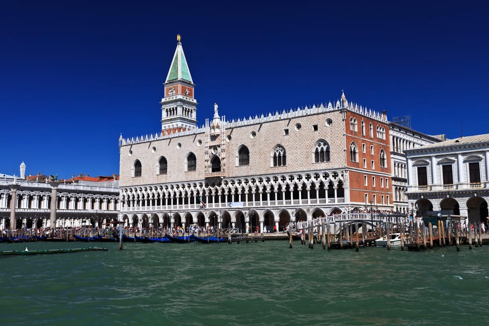 Venice: Doge's Palace Secret Itineraries Guided Tour - Secret Itineraries: The Palace as a Maze of Power