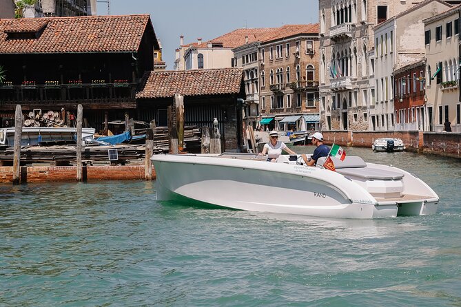 Venice: Explore Venice on Electric Boat - Fondamenta Ognisanti: where you’ll start and how to avoid stress