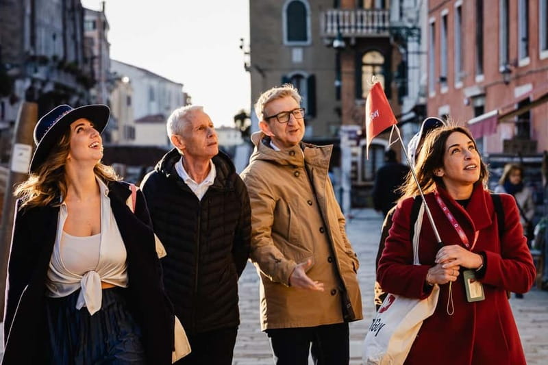 Venice Food Tasting Tour: Bites, Wine, Dinner & Local Guide - Gelato technique 101: the final two scoops and a dessert stop