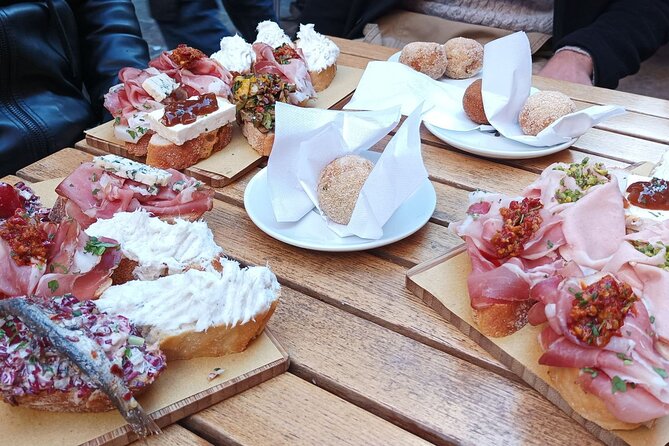 Venice Food Tour - How This 5:30 pm Venice Tasting Crawl Actually Feels