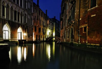Venice: Ghost Tour to Rialto and San Marco Square - San Marco Square at Night: Legends That Feel Like Local Knowledge
