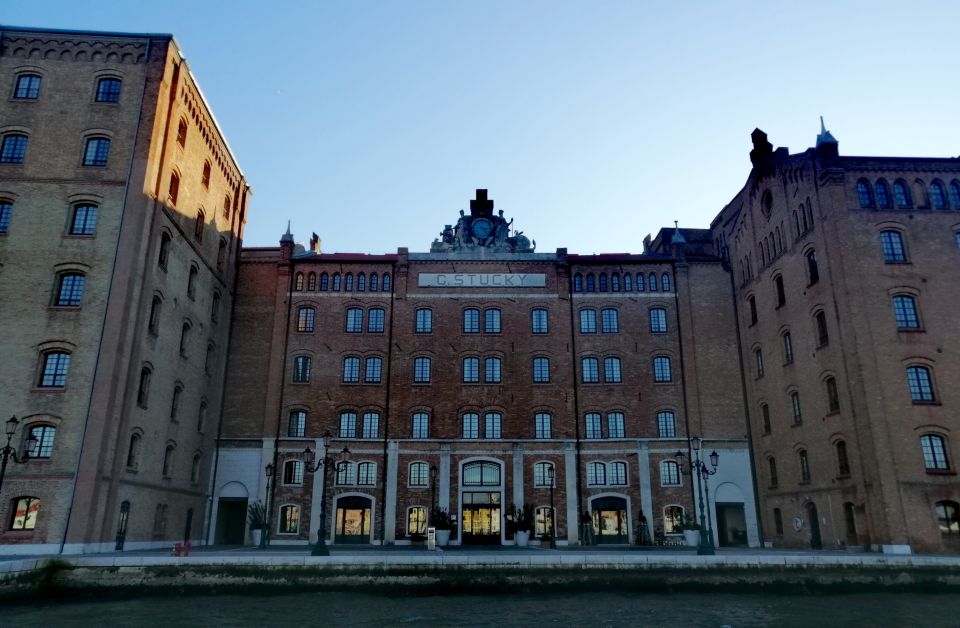 Venice: Giudecca Island Discover Walking Tour - Your guide matters: Valerio Coppo Detourist’s clear storytelling