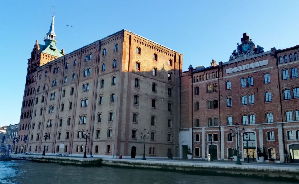 Venice: Giudecca Island Discover Walking Tour - Price and value: is $146.14 for 2 hours fair?