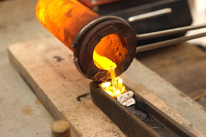 Venice : Goldsmith's Workshop - Make Your Own Ring in 925 Silver - Finding Campo S. Tomà and stepping into a working silver shop
