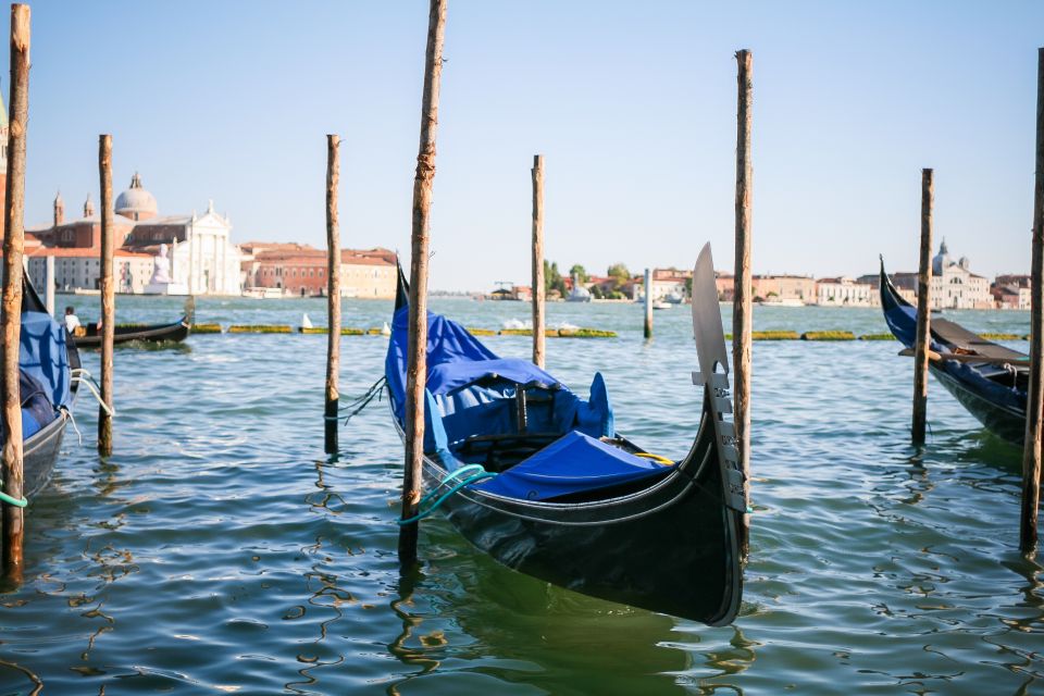 Venice: Gondola Ride and St. Mark's Basilica Tour - Entering St. Mark’s Basilica: Skip the Lines, Then Follow the Rules