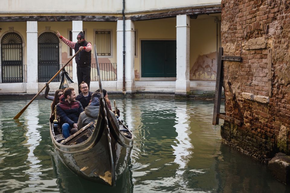 Venice: Gondola Ride & Guided Tour of St. Mark's Basilica - City exploration app: five districts and 200+ ideas for after the tour