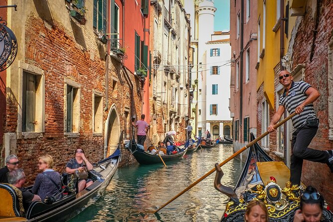 Venice Gondola ride with Skip the Line Doge's Palace tour - The gondola ride from Campo San Moisè: views, not a guided lecture