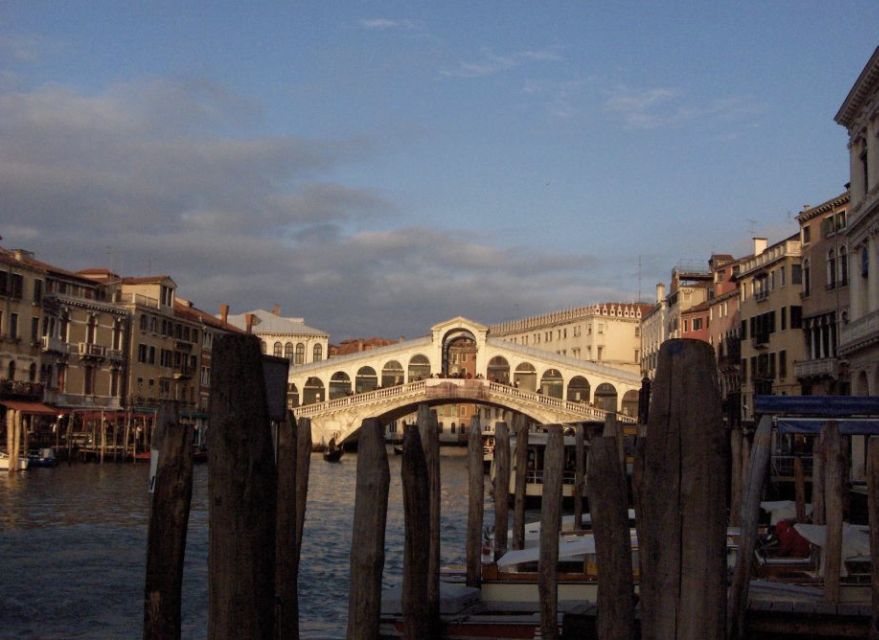 Venice: Guided Night Walking Tour & Saint Mark's Basilica - Entering St. Mark’s Basilica at night: how the experience changes