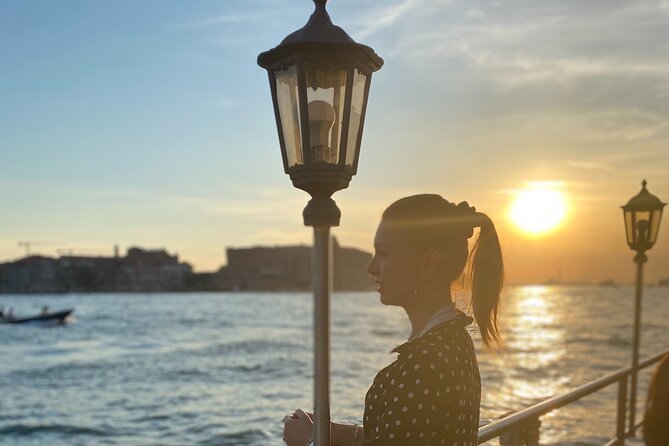 Venice Hidden Gems and Secrets Tour with a Local in Small Group - Fondamenta Zattere: The Long Promenade and How Palazzi Get Built