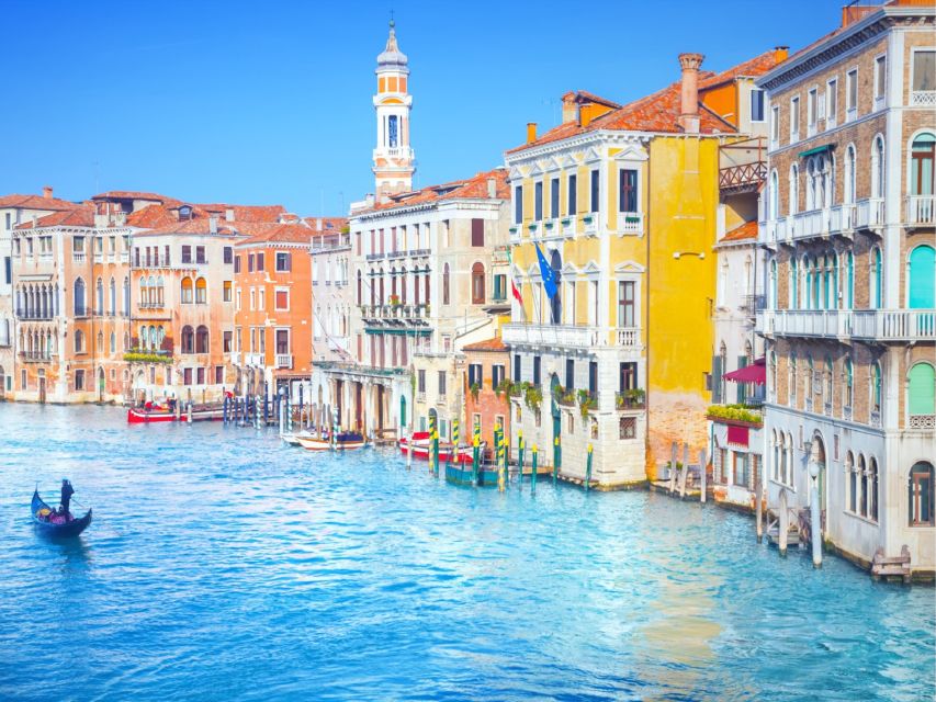 Venice: Highlights with Local Private Walking Tour & Gondola - Key highlights to look forward to