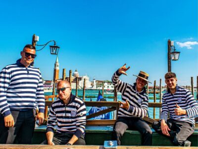 Venice: Highlights with Local Private Walking Tour & Gondola - Meeting near the central train station: how to avoid first-day chaos