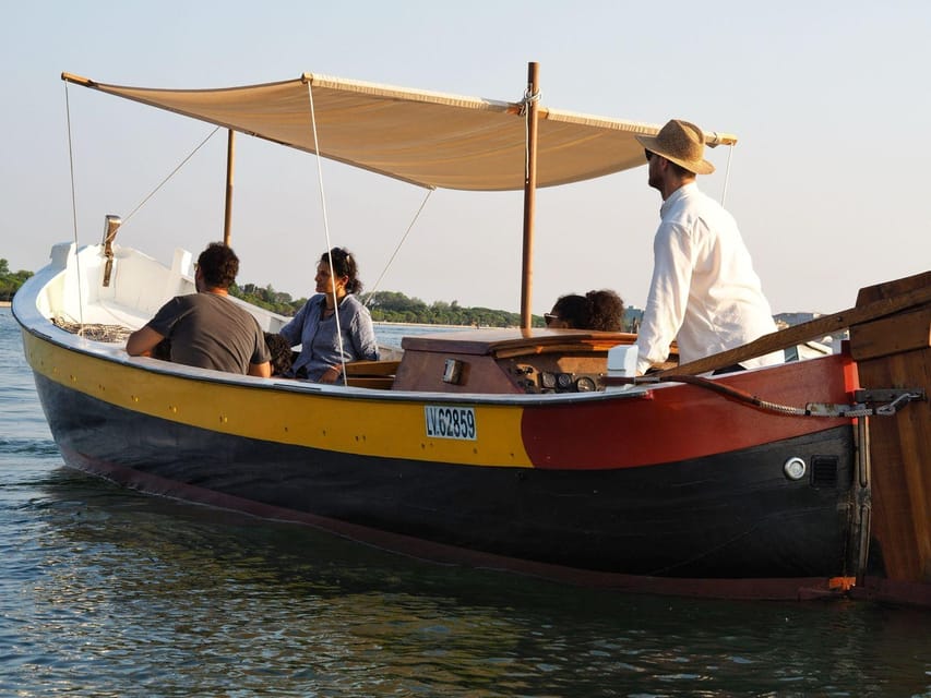 Venice: Islands Tour by Bragozzo – Murano, Burano & Torcello - Burano: colorful houses, lace workshops, and lunch reality checks