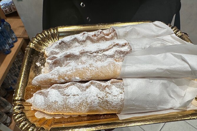 Venice Jewish Ghetto and Cannaregio Food, Wine, Sightseeing Tour - Wine With Each Stop: What Included Drinks Really Means