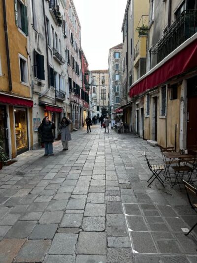 Venice: Jewish Ghetto and Synagogue Ticket with Audio Guide - Old Ghetto and New Ghetto Architecture You Can Read With Your Feet
