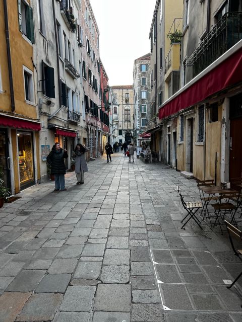 Venice: Jewish Ghetto and Synagogue Ticket with Audio Guide - Old Ghetto and New Ghetto Architecture You Can Read With Your Feet