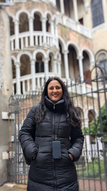 Venice: Morning Walking Tour with Local Guide - Rialto Bridge timing, plus calmer Campo Santo Stefano energy