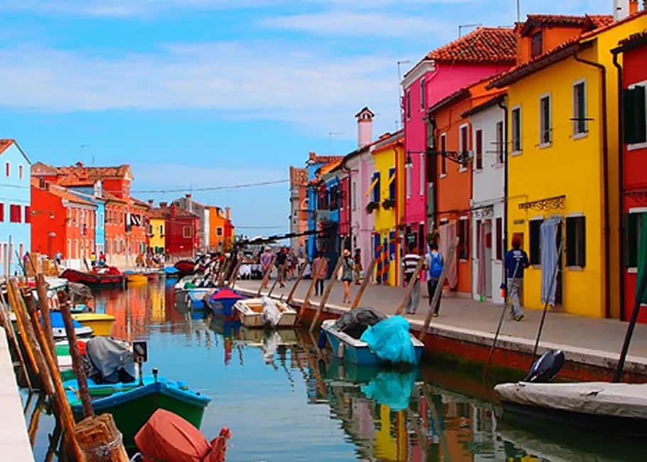 Venice: Murano, Burano and Torcello Islands Tour - Murano Glassworks: the glassblowing moment and your short window