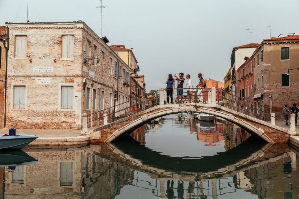 Venice: Off the Beaten Track Private City Tour - Small logistics that affect your experience