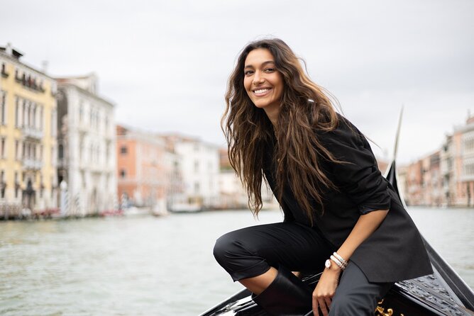 Venice Portrait Photoshoot - Making Memories - How a tailored shoot makes you look like you on vacation