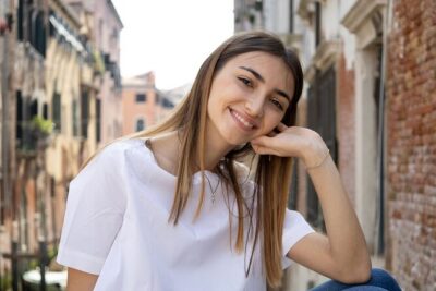 Venice Portrait Photoshoot - Making Memories - Finding quieter corners of Venice for photos that don’t look crowded