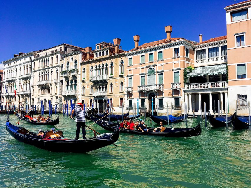 Venice: Private 2-Hour Walking Tour - Mozart’s house area and trade/culture stops
