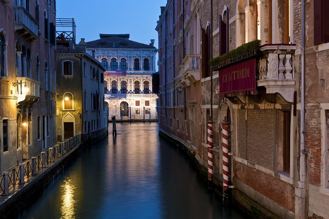 Venice Private Evening Stroll with VIP Entry to Saint Mark's After Hours - Practical tips so your evening goes smoothly