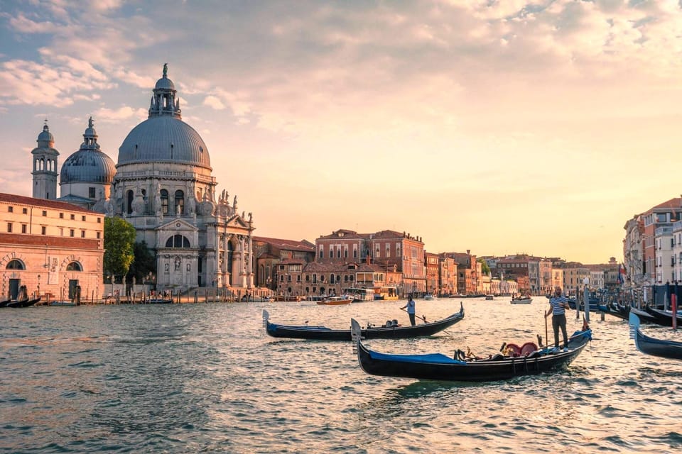 Venice: Private Gondola Ride Experience - Rules on the water: what you can’t bring, and who should skip this