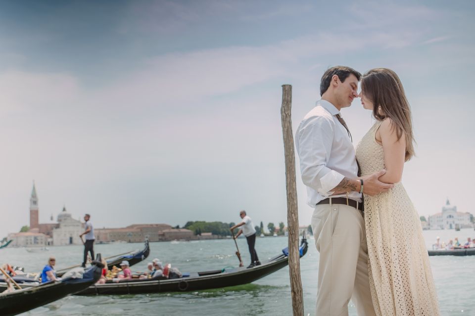 Venice: Private Gondola Ride with Photo Shoot - Who This Gondola + Photo Shoot Is Best For