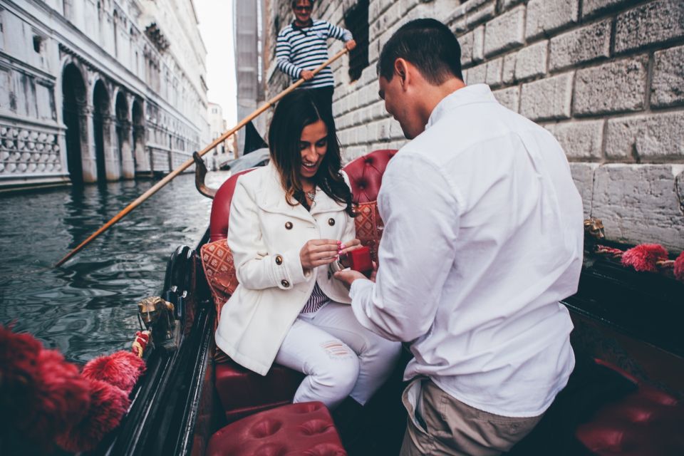 Venice: Private Gondola Ride with Professional Photographer - A Photo-First Gondola Ride That Actually Delivers