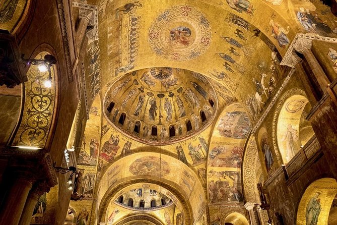Venice Saint Mark's Basilica afternoon guided tour - First-floor horses, terrace views, and extra costs to plan for