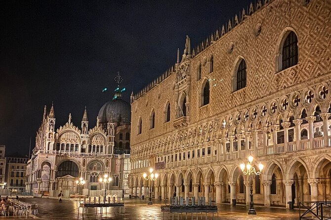 Venice- Saint Mark's Basilica Exclusive Night Tour - Timed night entry: how to avoid the worst of the line