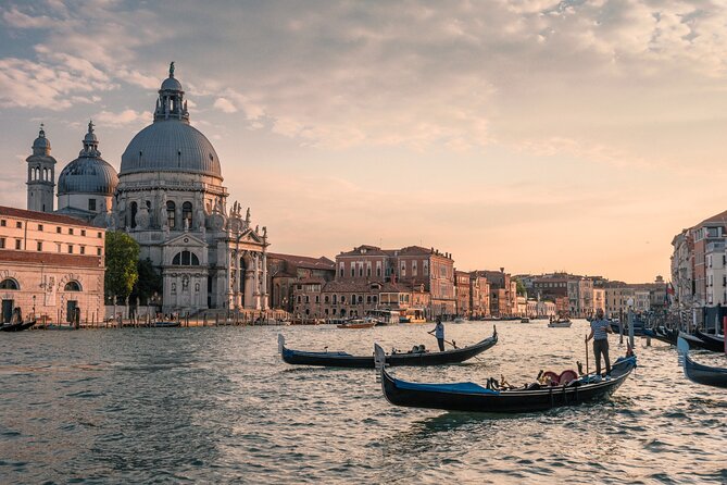 Venice Scavenger Hunt and Highlights Self Guided Audio Tour - Family-Friendly Value: Kids as the Navigator