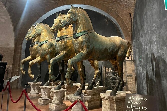 Venice Skip the line of San Mark Basilica and Doge's Palace Tour - Getting Oriented in St. Mark’s Square With Your Private Guide