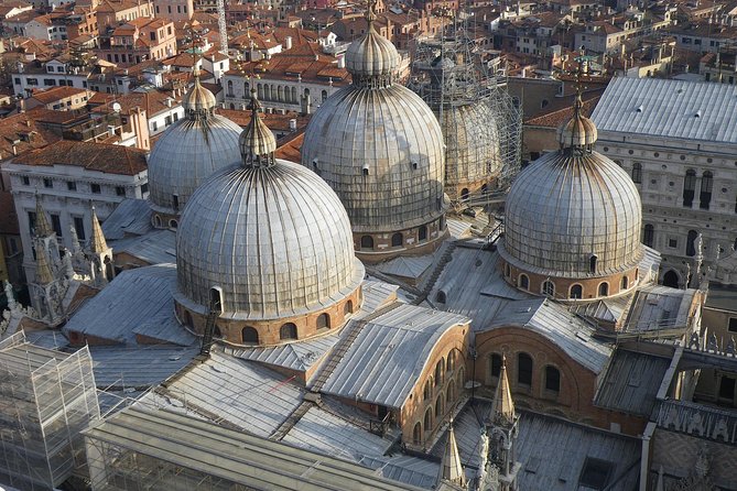 Venice & Skip-the-line St. Mark's Bell Tower Private Guided Tour - Ponte dei Sospiri area: what you see when you stop treating it like a selfie spot