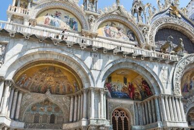 Venice: St.Mark's Basilica & Doge's Palace Tour with Tickets - Stop 1 in St. Mark’s Square: Clock Tower, Marble Lions, and Venice’s Public Stage