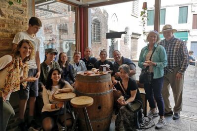 Venice Street Food Tour with a Native & Top Rated Expert - Meeting Points in Venice: Starting in Campo San Bortolomio and Ending at Santa Margherita