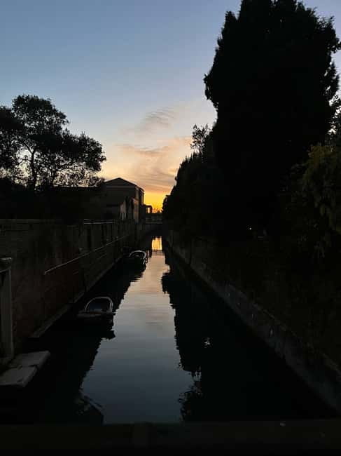 Venice: Sunrise Walking Tour with Espresso - Meeting at Caffè Florian and Getting Set for a Calm Start