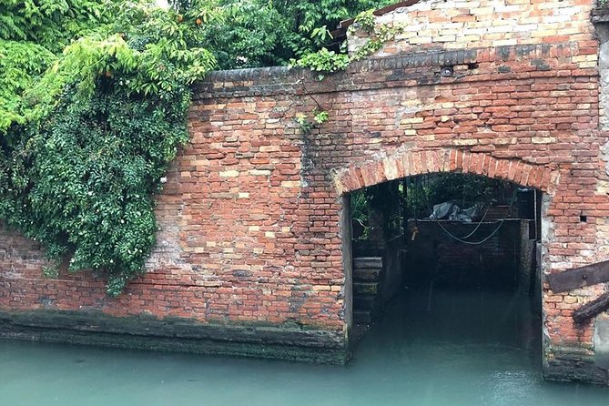Venice Through a Local’s Eyes: Private Water Taxi & Walking Tour - Practical Notes: Access Fee, Pickup, and Tickets
